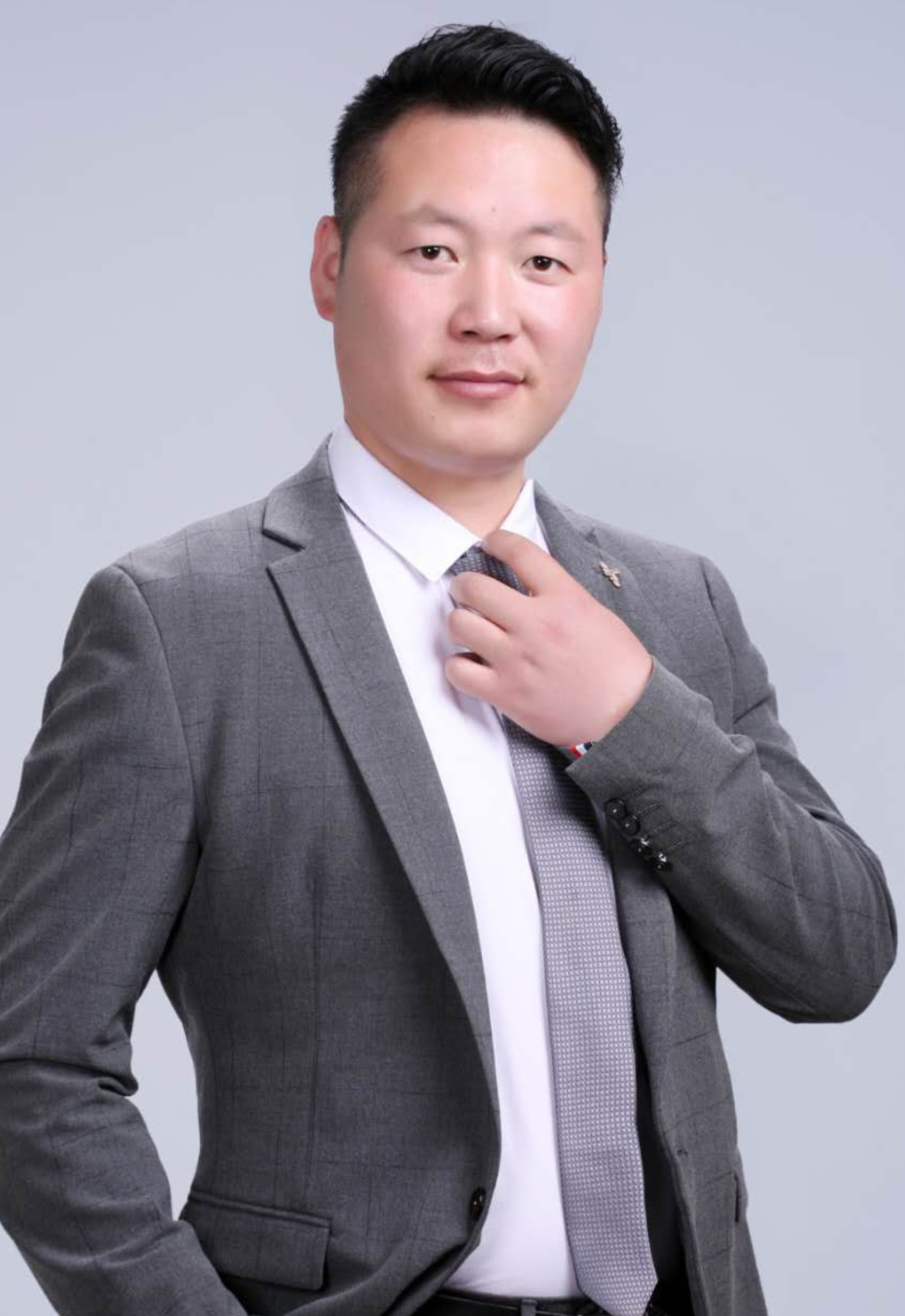 设计师汪强_copy